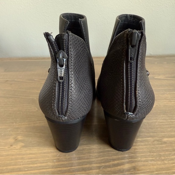 Simply Vera Vera Wang Womens 8 Dark Grey Heel Ankle Booties Shoes Zipper - Picture 6 of 11